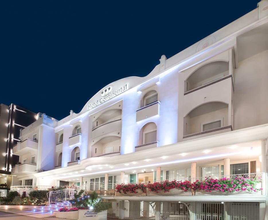 Hotel Continental Гаттео-а-Маре Экстерьер фото
